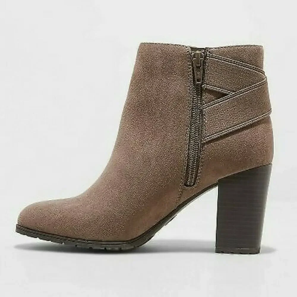 NWT Sz 8.5  A New Day CANDYCE Bootie Boots Bark Brown